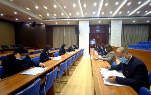 掀起學習“兩會”精神熱潮 ，確保各項任務全面貫徹落實！